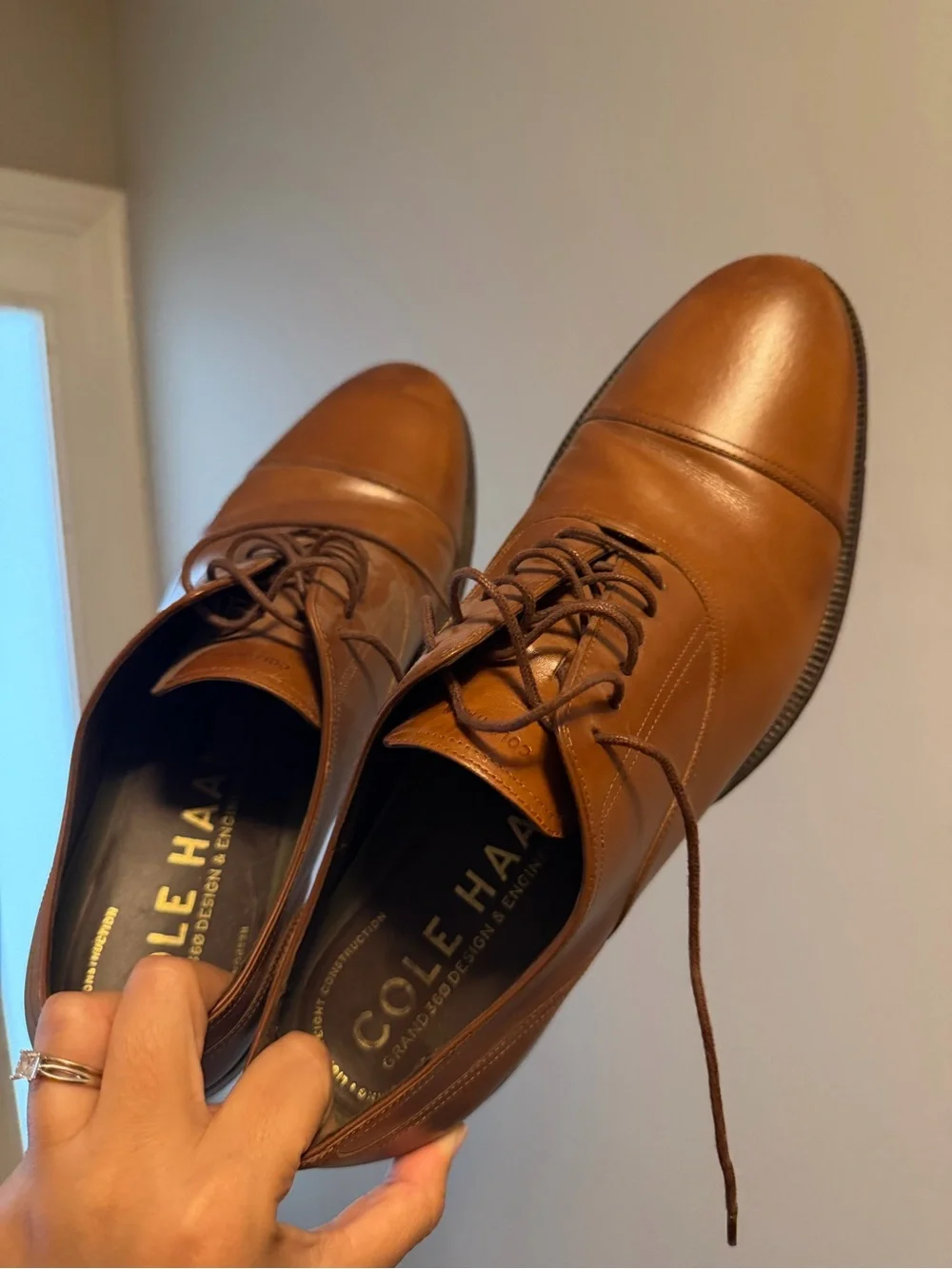 Cole Haan Men’s Tan Leather Cap-Toe Derby